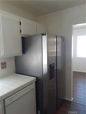 2 beds, 1 bath, 800 sqft, $2,300, Unit 3