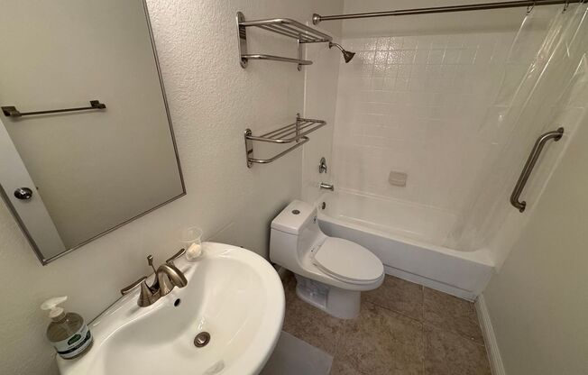 Fully Furnished Ground-Floor Condo with Pool Access!