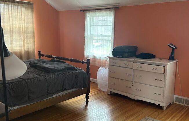 Beautiful 3 Bedroom, 2 Bathroom Home – Walking Distance to Strong Hospital!