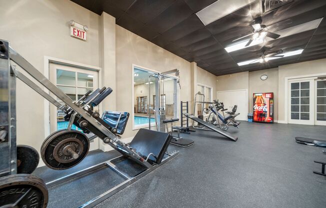 2 beds, 1 bath, 975 sqft, $1,059, Unit 06-008