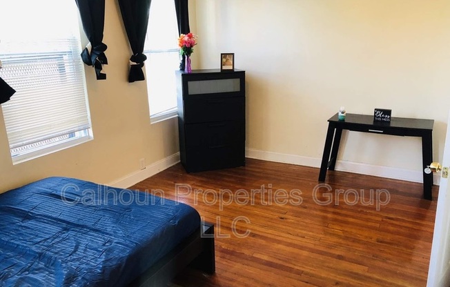 725 Fairmont St NW - Upper Front Room #A