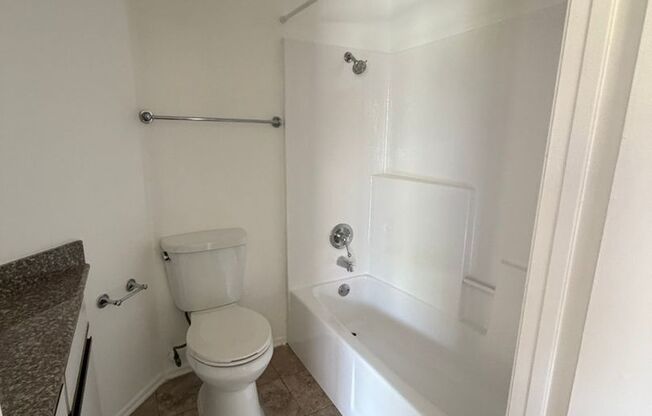 2 beds, 2 baths, 1,000 sqft, $2,654, Unit 101