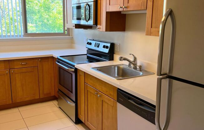 1 bed, 1 bath, 690 sqft, $2,350, Unit #1