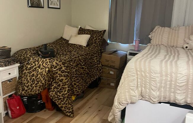 Renovated University Gateway 2 Bed 2 Bath!