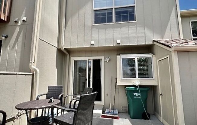 2 beds, 2.5 baths, $2,100