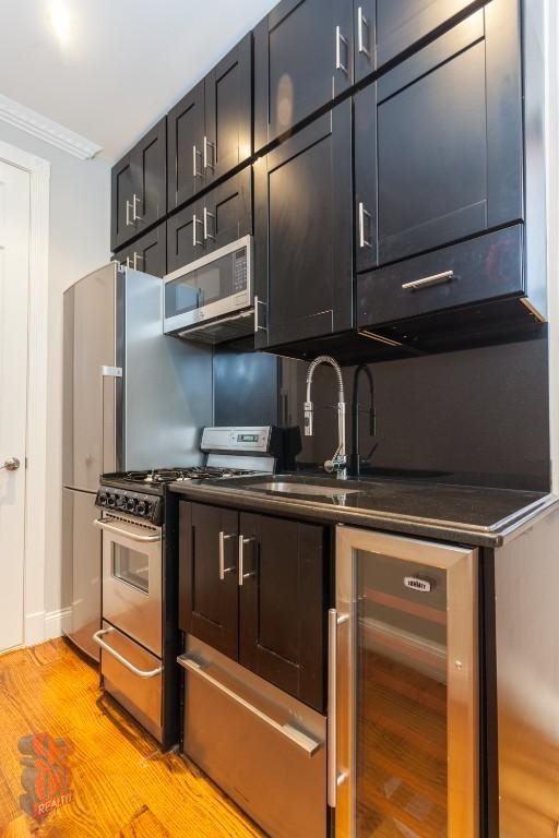 3 W 103 ST