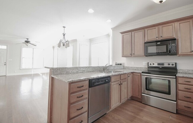 128 BOGARD LN
