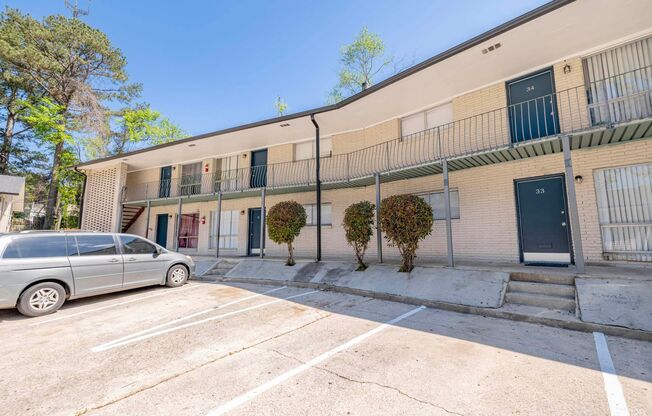 2 beds, 1 bath, $1,450, Unit 26