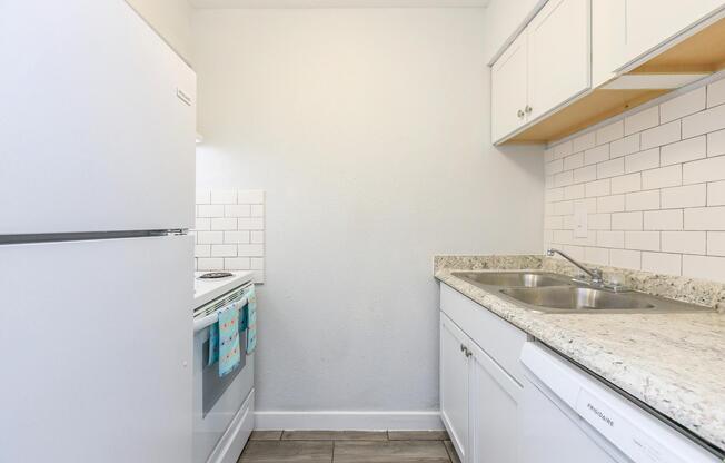 1 bed, 1 bath, 552 sqft, $739