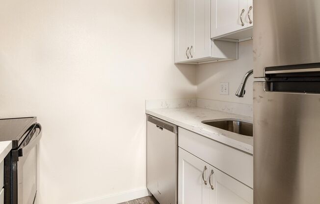 1 bed, 1 bath, 590 sqft, $1,455, Unit 224