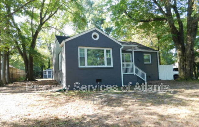 482 HYDE DR NE