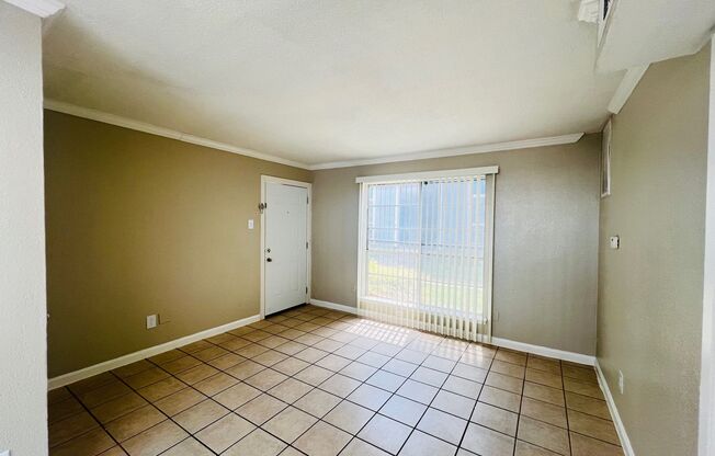 1 bed, 1 bath, 600 sqft, $1,150, Unit 2-221