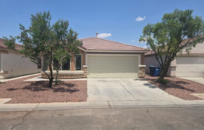 3..2...1.. REMODEL DONE! 4 BEDS 2 BATHS SINGLE STORY HOME WAITING FOR YOU!