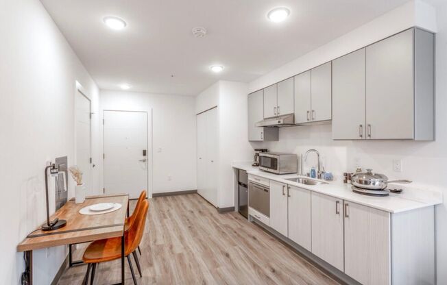 Studio, 1 bath, 246 sqft, $1,502, Unit Unit 310