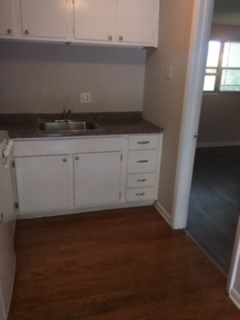 1 bed, 1 bath, 650 sqft, $1,400