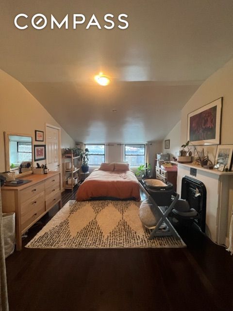 1 bed, 1 bath, 850 sqft, $3,100, Unit 3