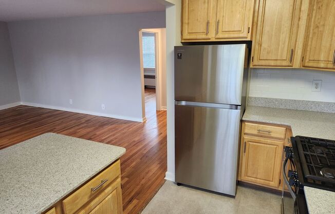 1 bed, 1 bath, 663 sqft, $2,050, Unit D-04