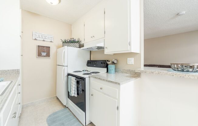 1 bed, 1 bath, $1,349, Unit 31