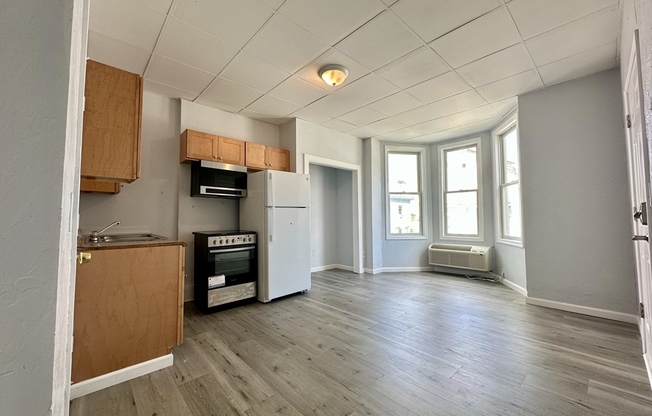 10 ALLEN ST