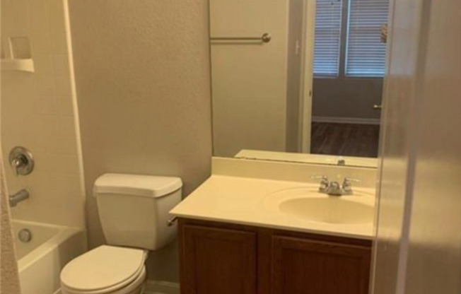 1 bed, 1 bath, 600 sqft, $955