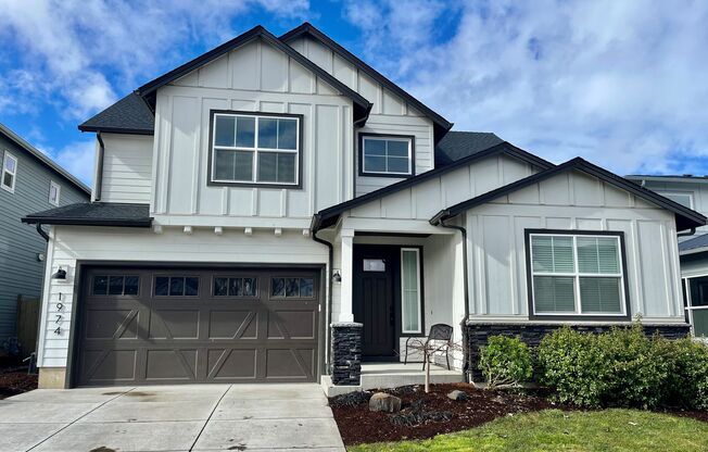 Spacious Home Located in Southwest Corvallis