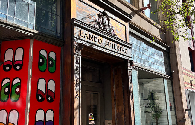Lando Lofts