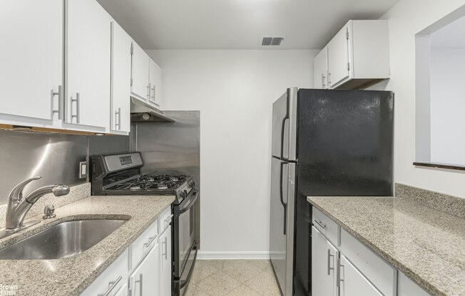 66 W 127 ST