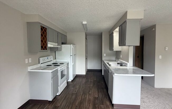 2 beds, 2 baths, 1,070 sqft, $1,545, Unit 06-203