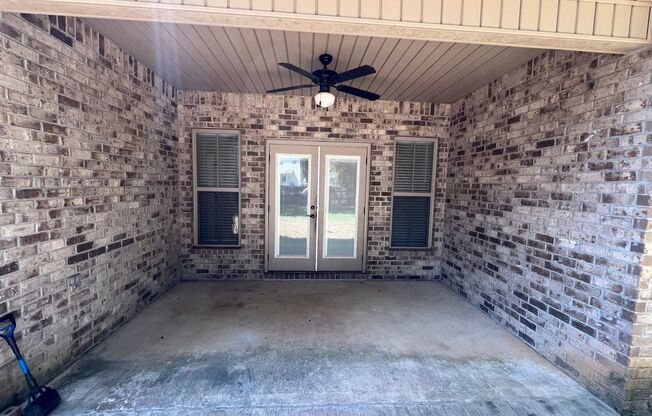 3 beds, 2 baths, $1,950