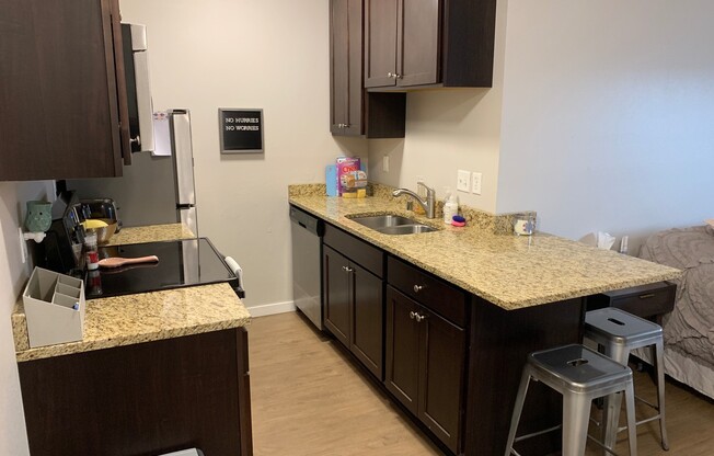 Modern Farwell Ave Apartments