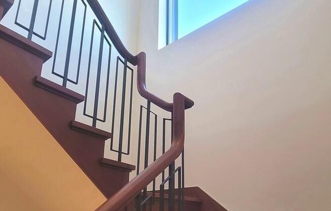 6 beds, 4.5 baths, 6,000 sqft, $55,000, Unit PHA