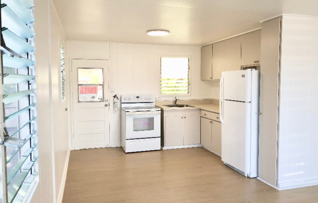52 OLOMANA ST