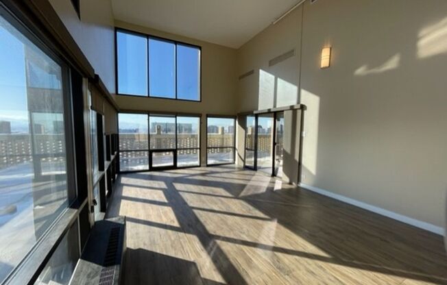 4 beds, 2 baths, 2,200 sqft, $4,500, Unit 1401