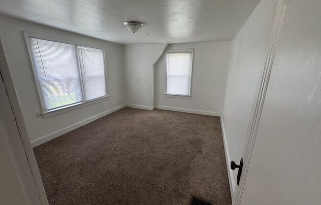 663 Eastmoor Blvd