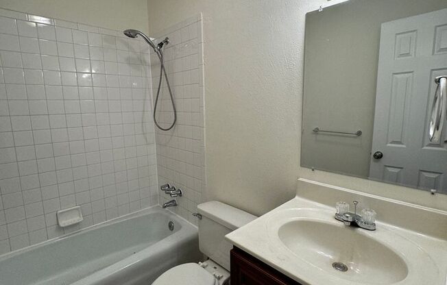 9632 12th Bay