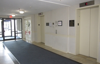 2 beds, 2 baths, 852 sqft, $2,380, Unit 502