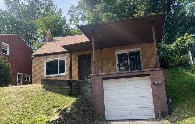 Updated 4 Bedroom 2 Bathroom in Swissvale- Newly Renovated with Garage!!