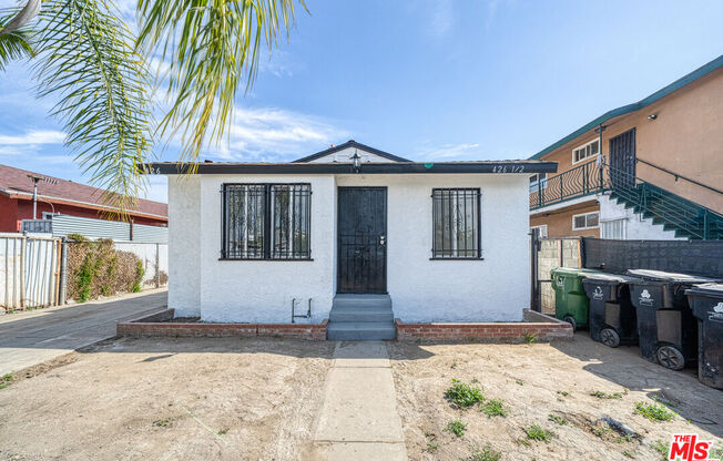 426 E CENTURY BLVD