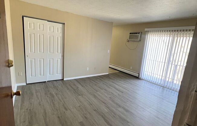 2459 Montana Ave