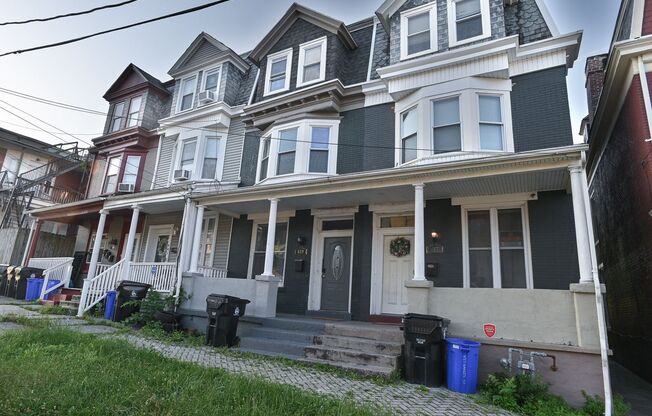 Spacious 3 Bedroom on Harris