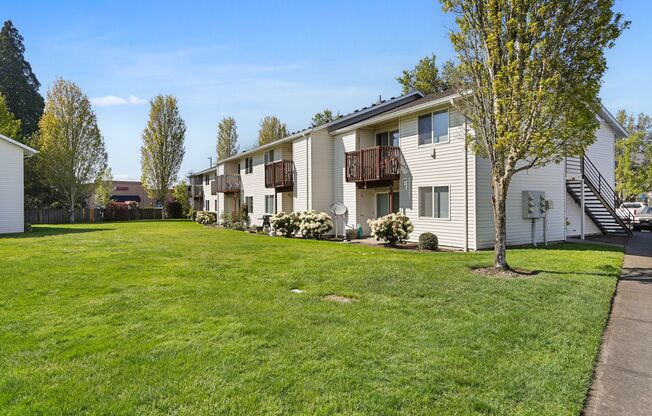 2 beds, 2 baths, 976 sqft, $1,450, Unit 2271-105