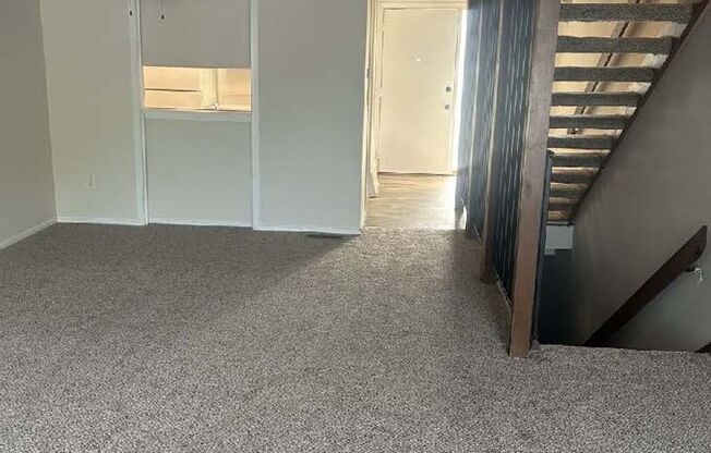 2 beds, 1.5 baths, 1,649 sqft, $1,325, Unit 1101E