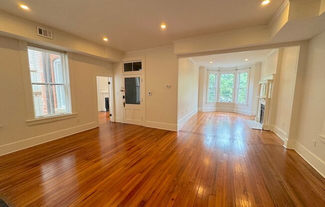 205 E Charlton