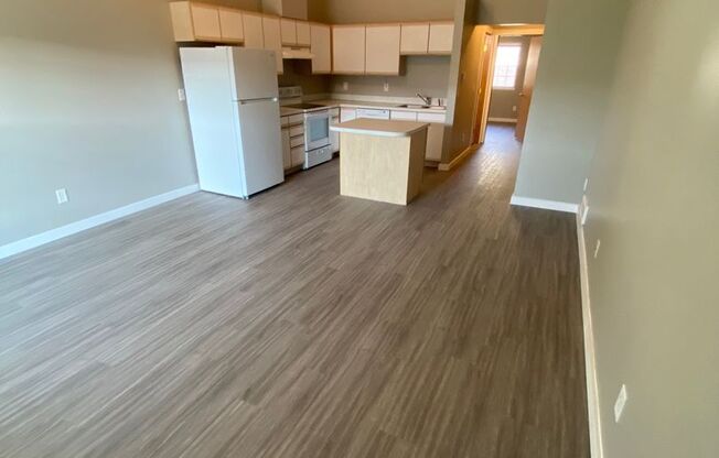 311Nach - Evergreen Court