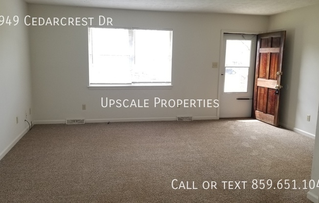 2949 CEDARCREST DR