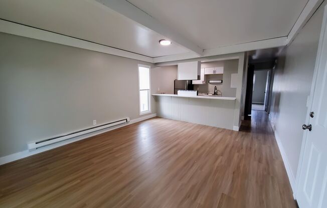 2 beds, 1 bath, 740 sqft, $1,450, Unit 810 - Unit 201