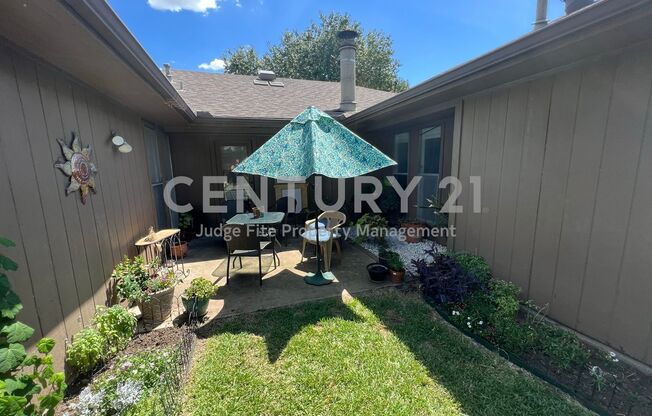 3 beds, 2 baths, $2,600