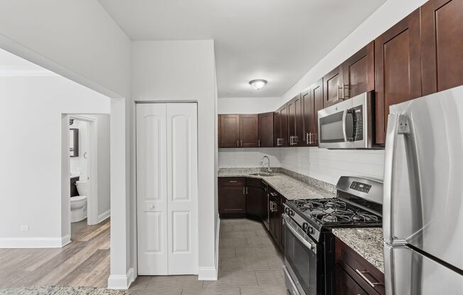 Studio, 1 bath, 404 sqft, $1,450, Unit 101