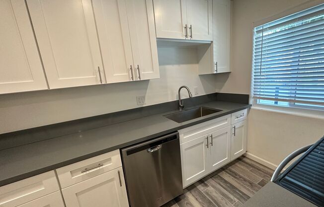 1 bed, 1 bath, 450 sqft, $2,375, Unit 20