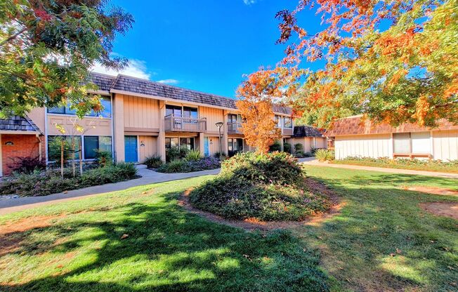 4628 Adobe River Ct - Great 3bd Townhouse